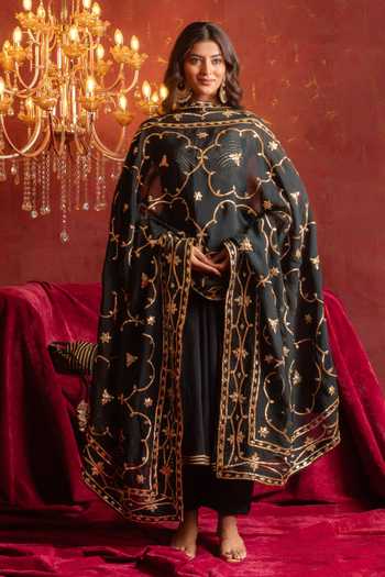 Shop_Pomcha Jaipur_Black Organza Sweetheart Neck Gota Patti Work Anarkali Set _Online