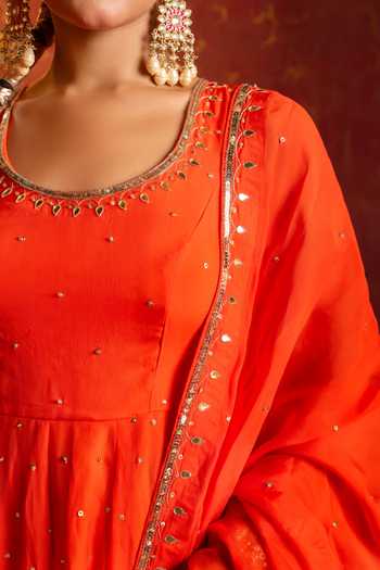 Pomcha Jaipur_Orange Organza Round Neck Taari-sequin Hand Work Anarkali Set _Online