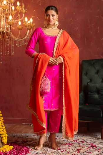 Pomcha Jaipur_Pink Taffeta, Organza Round Neck Zari Embroidered Straight Kurta Set _Online