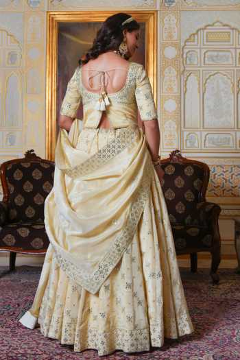 Shop_Pomcha Jaipur_Gold Silk Sweetheart Neck Mehfil Sunehri Gota Patti Karigari Lehenga Set _at_Aza_Fashions