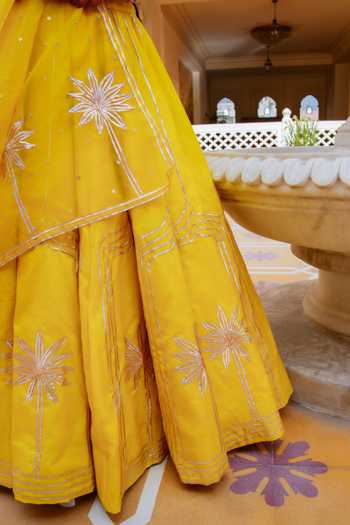 Pomcha Jaipur_Yellow Organza Sweetheart Neck Mehfil Basant Bahar Gota Patti Lehenga Set _Online