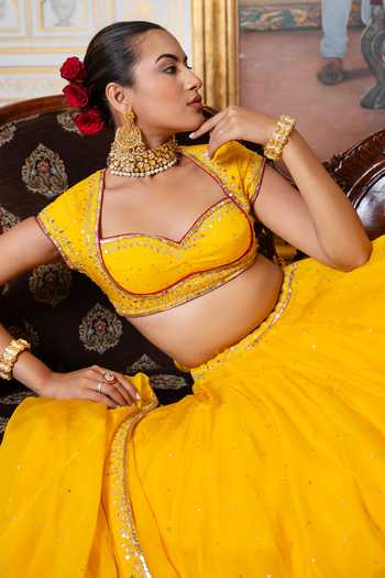 Buy_Pomcha Jaipur_Yellow Organza Sweetheart Neck Mehfil Marigold Sequin Zari Hand Work Lehenga Set _Online_at_Aza_Fashions