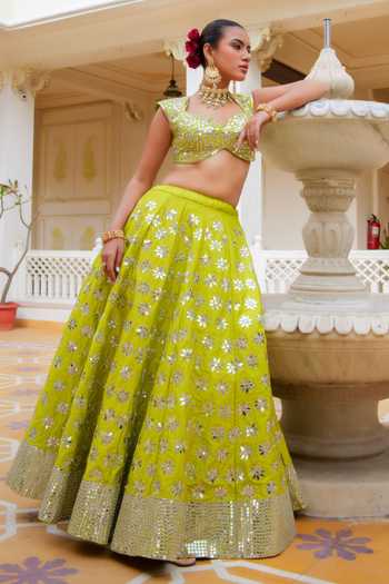 Buy_Pomcha Jaipur_Green Silk, Dupion, Organza Mehfil Hariyali Shisha Hand Work Lehenga Set 