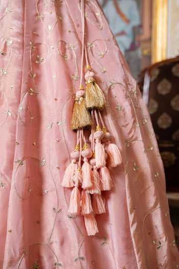 Buy_Pomcha Jaipur_Pink Silk Sweetheart Neck Mehfil Gulabi Gota Patti Embroidered Lehenga Set _Online