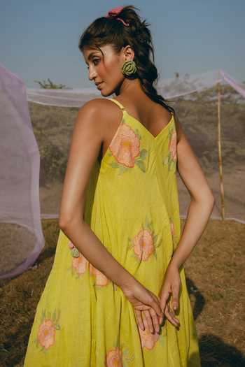 Shop_Nimbu Mirchi_Green Cotton, Linen V-neck Pistakulfi Printed Dress _Online_at_Aza_Fashions