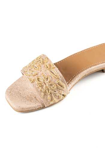 Buy_PREET KAUR_Cream Dune Embroidered Flats _Online_at_Aza_Fashions
