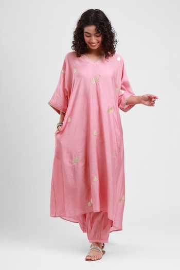 Buy_Kyra By Bhavna_Pink Chanderi V-neck, Yes Habiba Kurta And Pant Set _at_Aza_Fashions