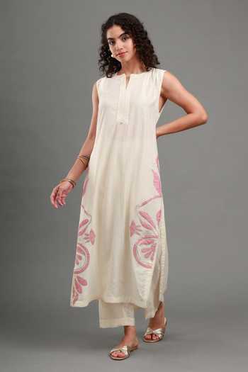 Buy_Kyra By Bhavna_Ivory Chanderi, Cambric Split V-neck, Yes Eira Sleeveless Kurta And Pant Set _at_Aza_Fashions