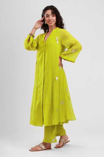 Kyra By Bhavna_Green Chanderi Split V-neck Elina Kurta And Pant Set _Online_at_Aza_Fashions