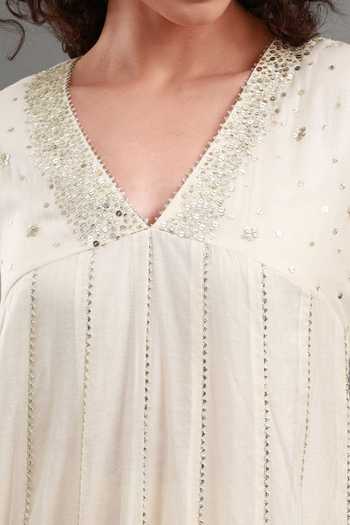 Shop_Kyra By Bhavna_Pink Chanderi V-neck Ayra Ombre Anarkali Set _Online_at_Aza_Fashions