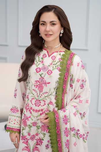 RINESSA_Ivory Cotton, Organza Round Neck Elyseen Embroidered Kurta Set _at_Aza_Fashions