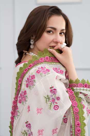 Shop_RINESSA_Ivory Cotton, Organza Round Neck Elyseen Embroidered Kurta Set 