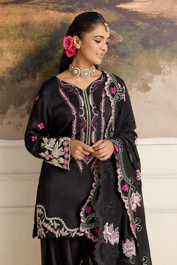 Buy_RINESSA_Black Organza, Bemberg, Satin V-neck, Lelah Embroidered Kurta Farshi Salwar Set _Online_at_Aza_Fashions