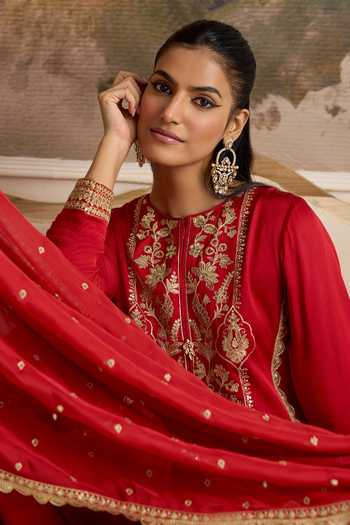 RINESSA_Red Organza, Satin, Bemberg Split V-neck, Yes Ecstasy Embroidered Slit Kurta Set _at_Aza_Fashions