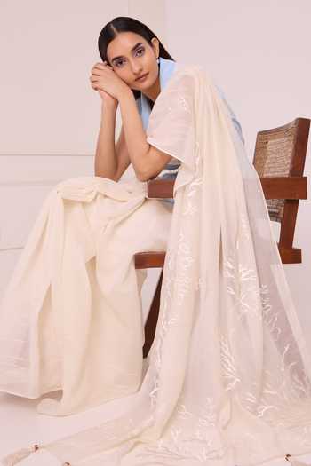 MADDER MUCH_Ivory Chanderi Silk, Handloom Cotton Zarya Embroidered Saree With Wrapped Vest _Online