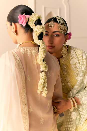 Buy_Sheetal Batra_Pink Chanderi , Organza Round Rehma Carnation Short Kurta Sharara Set _Online