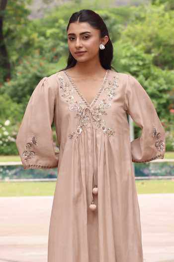 Summer By Priyanka Gupta_Beige Silk V-neck Noor E Phool Midi Dress _Online_at_Aza_Fashions