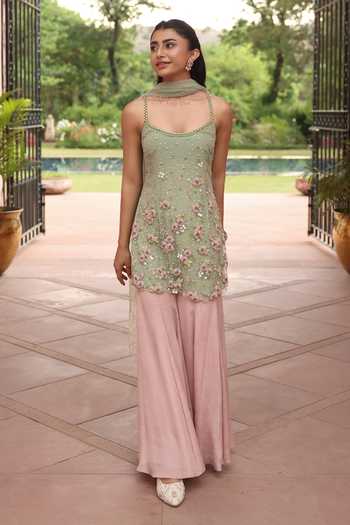 Buy_Summer By Priyanka Gupta_Green Net, Chinon Scoop Neck, Yes Zaria Sleeveless Kurta Sharara Set 