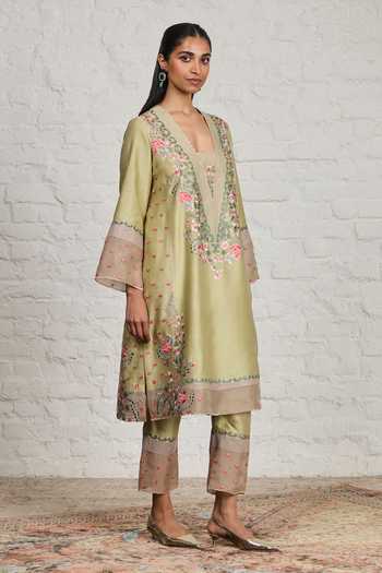 Shop_Sue Mue_Green , Organza, Chanderi, Eira Floral Embroidered Kurta Pant Set _Online_at_Aza_Fashions