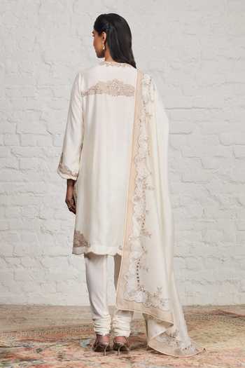 Shop_Sue Mue_Off White Silk, Chanderi, Crepe, Poppy Floral Embroidered Handwoven Kurta Set _at_Aza_Fashions