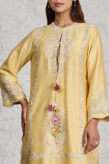 Sue Mue_Yellow Silk, Chanderi, Crepe, Muslin, Lycra Poppy Floral Embroidered Kurta Set _at_Aza_Fashions