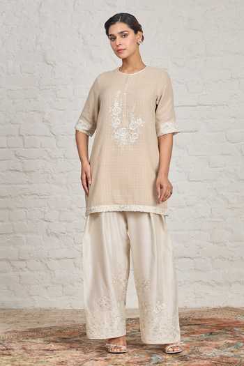 Sue Mue_Beige Handloom Cotton, Chanderi, Evelyn Floral Bunch Embroidered Short Kurta Set _at_Aza_Fashions