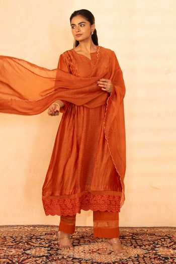 Shop_Gulabik Jaipur_Orange Chanderi Split V-neck Gulposh Stripe Pattern Kurta Set _Online_at_Aza_Fashions