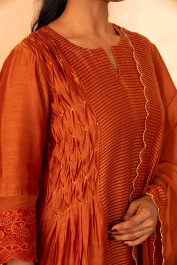 Buy_Gulabik Jaipur_Orange Chanderi Split V-neck Gulposh Stripe Pattern Kurta Set 