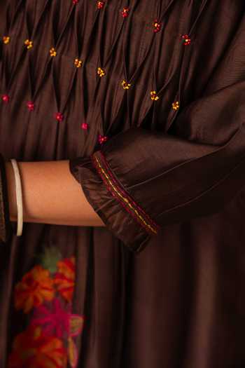 Buy_Gulabik Jaipur_Brown Chanderi Round Neck Chinar Handloom Kurta And Pant Set 