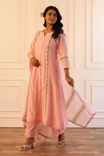Buy_Gulabik Jaipur_Pink Chanderi Split V-neck, Yes Mithila Floral Embroidered Kurta Set _Online_at_Aza_Fashions