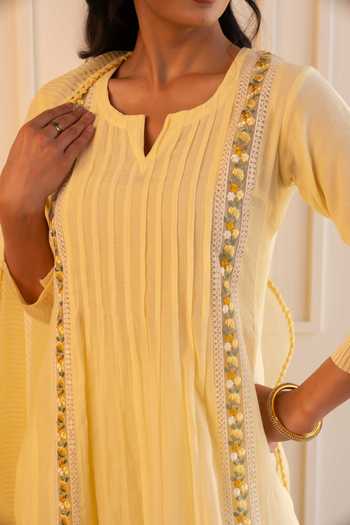 Buy_Gulabik Jaipur_Yellow Chanderi Split V-neck Mithila Floral Embroidered Kurta Set 