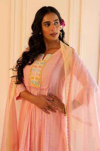 Shop_Gulabik Jaipur_Pink Chanderi Square Neck Heena Handloom Kurta And Pant Set _Online_at_Aza_Fashions