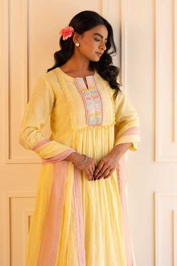 Shop_Gulabik Jaipur_Yellow Chanderi Round Neck, Yes Heena Handloom Kurta Pant Set 