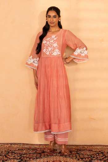 Buy_Gulabik Jaipur_Peach Chanderi Round Neck Rati Handloom Kurta And Pant Set _at_Aza_Fashions