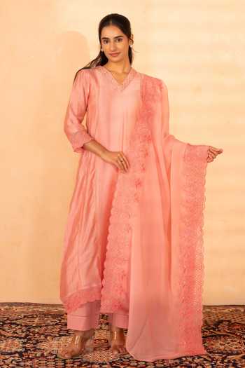 Buy_Gulabik Jaipur_Peach Chanderi V-neck Shree Handloom Kurta Set _Online_at_Aza_Fashions