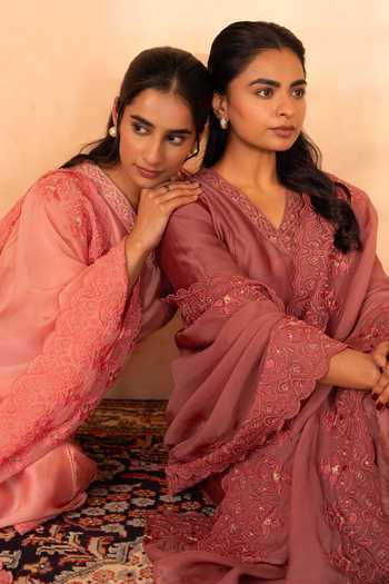 Shop_Gulabik Jaipur_Pink Chanderi V-neck, Yes Shree Handloom Kurta Set 