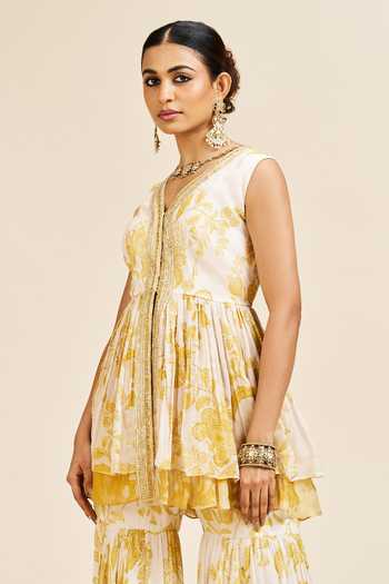 Buy_Issa Studio By Chetana & Swathi_Ivory Georgette V-neck Aashi Floral Print Peplum Kurta And Sharara Set 