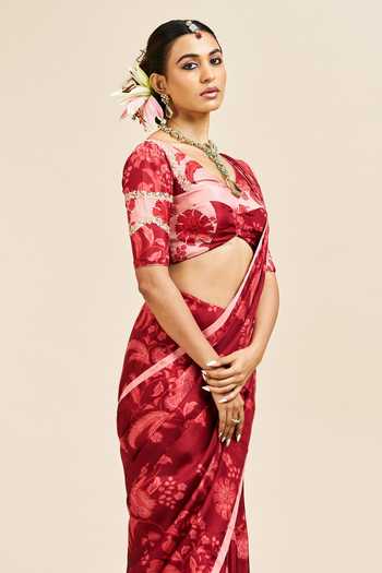 Issa Studio By Chetana & Swathi_Red Silk V-neck Vedita Printed Saree With Blouse _Online_at_Aza_Fashions