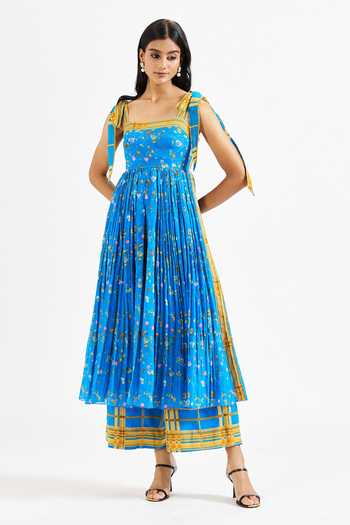 Buy_Issa Studio By Chetana & Swathi_Blue Cotton, Muslin (mulmul) Yuri Floral Print Anarkali And Checkered Pant Set _Online