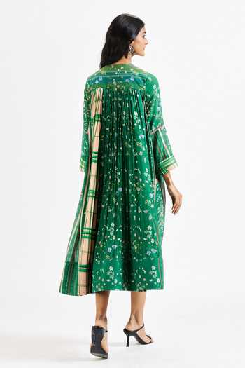 Issa Studio By Chetana & Swathi_Green Cotton, Muslin (mulmul) Round Kiara Floral And Checkered Print Flared Dress _at_Aza_Fashions