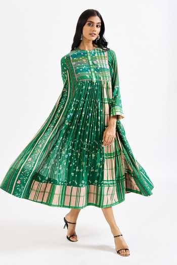 Buy_Issa Studio By Chetana & Swathi_Green Cotton, Muslin (mulmul) Round Kiara Floral And Checkered Print Flared Dress 