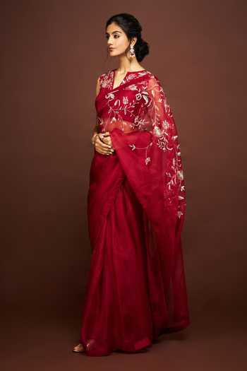 Buy_Issa Studio By Chetana & Swathi_Maroon Silk Organza Split V-neck Shula Embroidered Saree With Blouse _at_Aza_Fashions