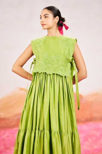 Buy_Issa Studio By Chetana & Swathi_Green Silk Organza Round Neck Rina Dress With Short Embroidered Cape _at_Aza_Fashions