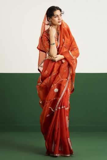 Buy_Issa Studio By Chetana & Swathi_Orange Silk, Organza V-neck Amber Floral Embroidered Saree With Blouse _Online_at_Aza_Fashions