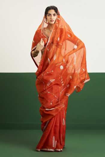 Buy_Issa Studio By Chetana & Swathi_Orange Silk, Organza V-neck Amber Floral Embroidered Saree With Blouse _at_Aza_Fashions