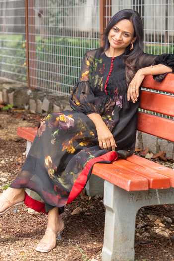 Shop_Issa Studio By Chetana & Swathi_Black Silk, Organza Round Neck, Yes Melia Floral Print Kurta And Pant Set _at_Aza_Fashions