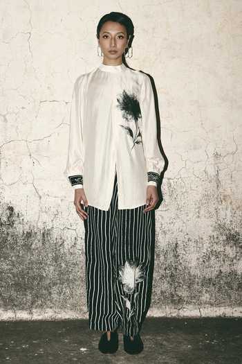 Buy_Atbw_Black Silk Satin Bloom Barrel Striped Pant 