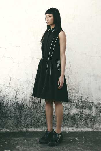 Atbw_Black Silk Satin Collared Neck Linear Detailing Dress _Online