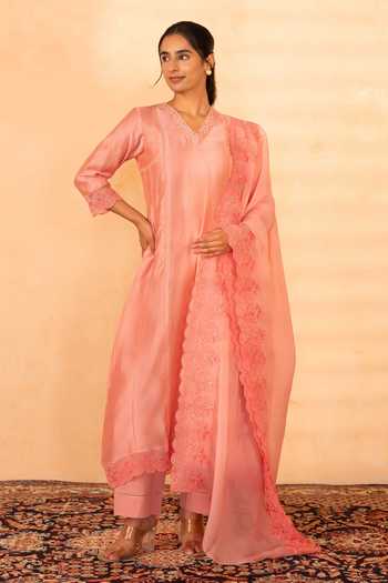 Buy_Gulabik Jaipur_Peach Chanderi V-neck Shree Handloom Kurta Set _at_Aza_Fashions