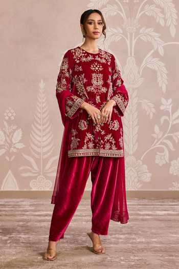 Buy_Ridhi Mehra_Maroon Velvet, Net Round Neck, Yes Embroidered Kurta Set _at_Aza_Fashions